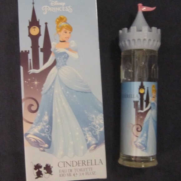 Pretty castle bottle Disney Princess Cinderella